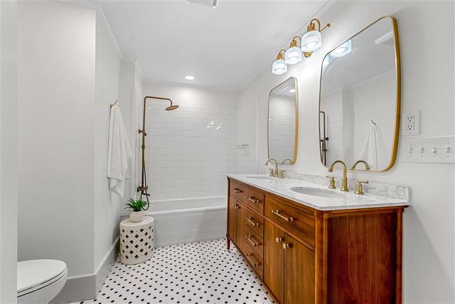 1202 Louisiana Avenue, Lake Charles, LA 70601