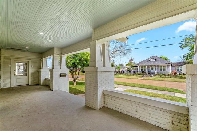 1202 Louisiana Avenue, Lake Charles, LA 70601