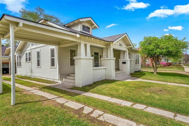 1202 Louisiana Avenue, Lake Charles, LA 70601