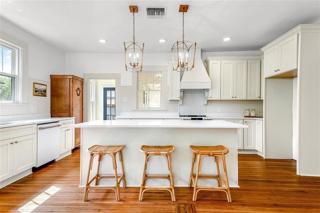 1202 Louisiana Avenue, Lake Charles, LA 70601