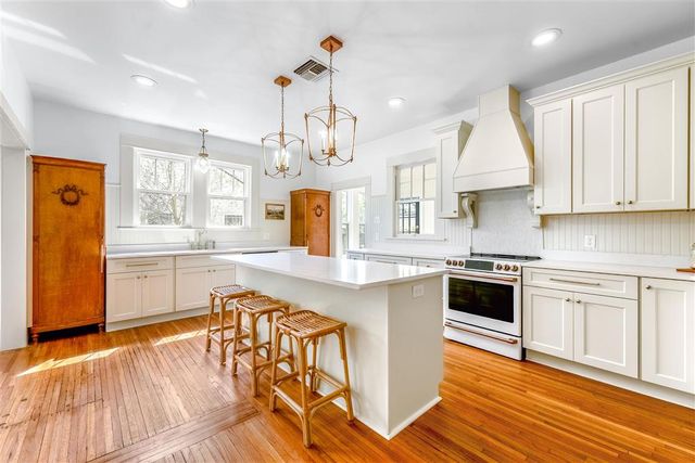 1202 Louisiana Avenue, Lake Charles, LA 70601