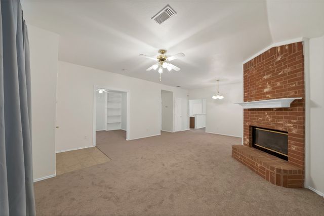 2840 Saint Johns Avenue, Lancaster, TX 75146