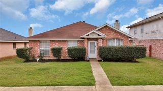 2840 Saint Johns Avenue, Lancaster, TX 75146