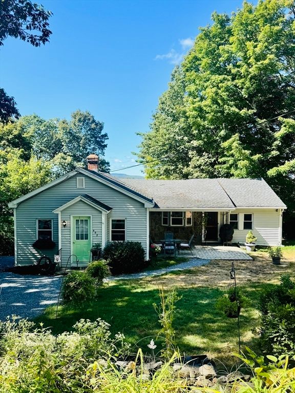 452 Hollis Road, Lunenburg, MA 01462