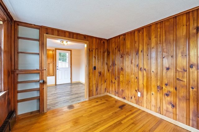 41 Yvette Street, Chicopee, MA 01020