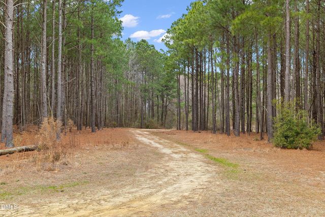 665 Mann Road, Coats, NC 27521