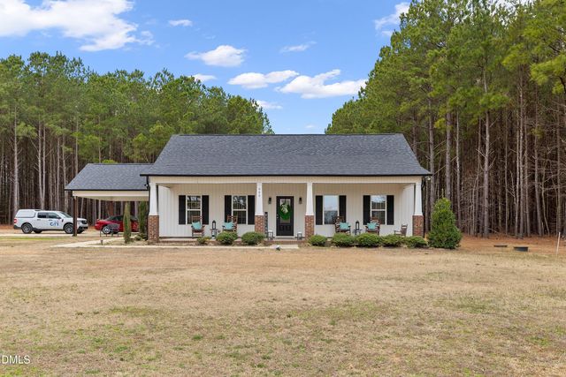 665 Mann Road, Coats, NC 27521