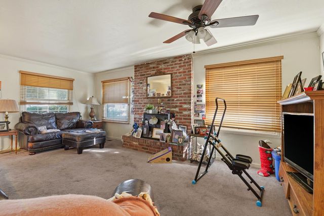 2362 W Euclid Ave, Stockton, CA 95204