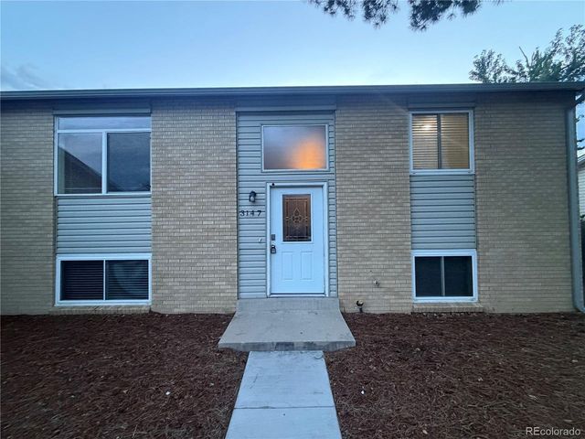3147 S Ouray St, Aurora, CO 80013