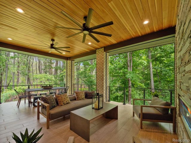 0000 CRANBROOK Trail, Orchard Lake, MI 48323