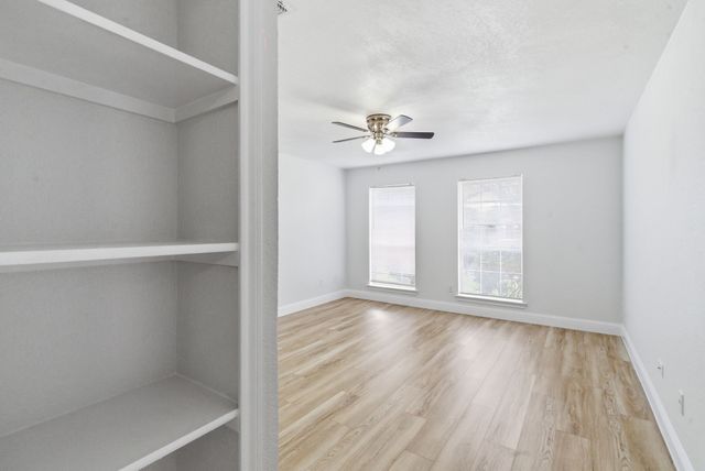8117 Broken Arrow Road, Fort Worth, TX 76137