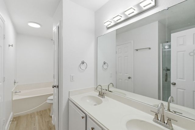 8117 Broken Arrow Road, Fort Worth, TX 76137