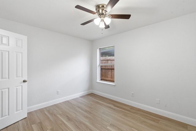 8117 Broken Arrow Road, Fort Worth, TX 76137
