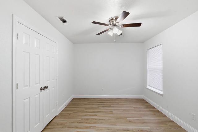 8117 Broken Arrow Road, Fort Worth, TX 76137