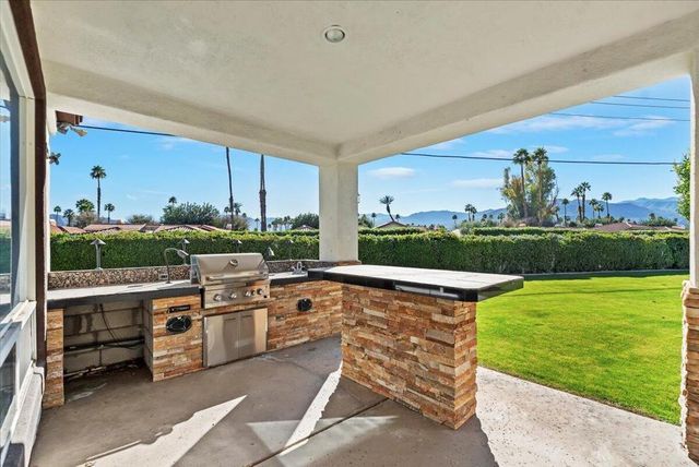 40963 Avenida Solana, Palm Desert, CA 92260