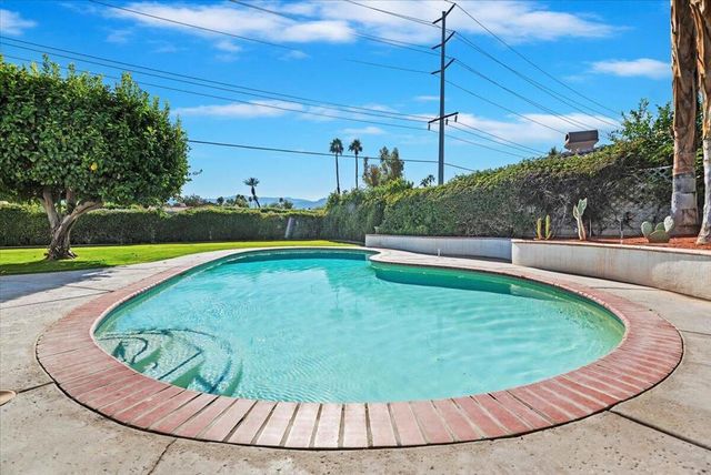 40963 Avenida Solana, Palm Desert, CA 92260