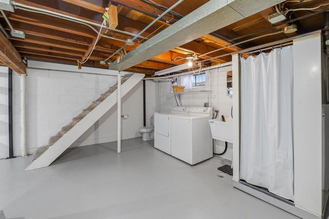 149 W 23RD AVENUE, Oshkosh, WI 54902