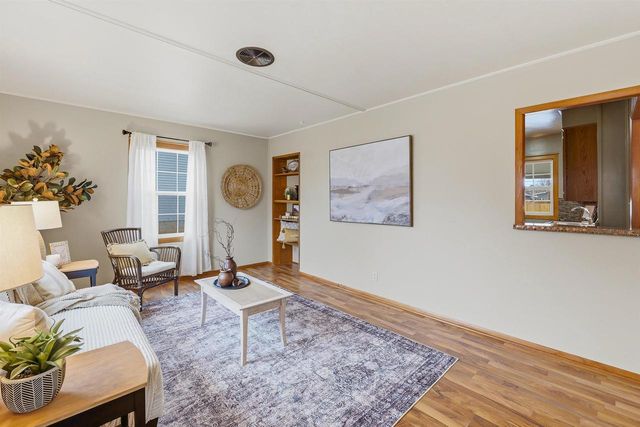 149 W 23RD AVENUE, Oshkosh, WI 54902