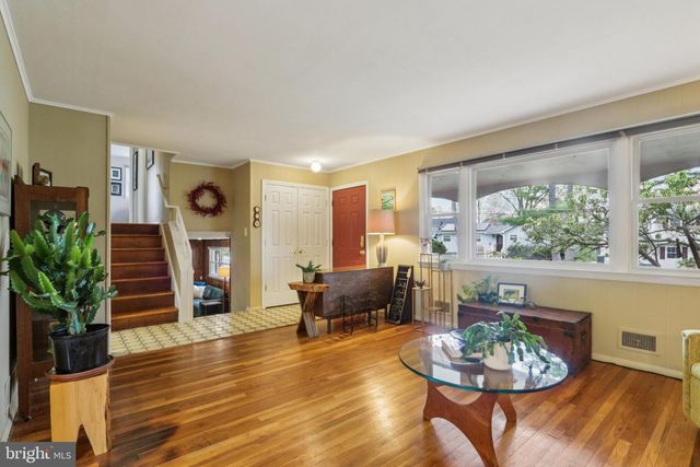 34 ALLWOOD DR, Lawrence Township, NJ 08648