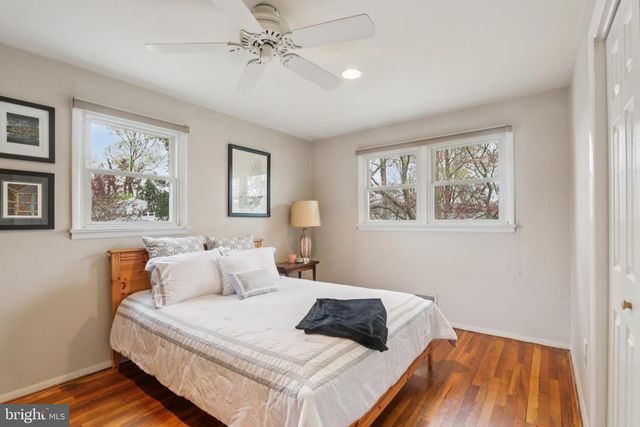 34 ALLWOOD DR, Lawrence Township, NJ 08648