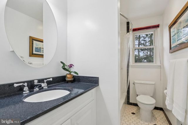 34 ALLWOOD DR, Lawrence Township, NJ 08648