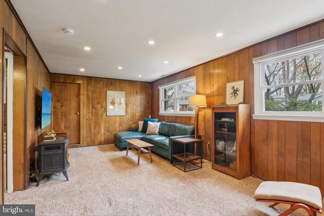 34 ALLWOOD DR, Lawrence Township, NJ 08648