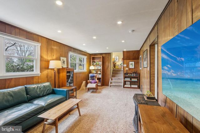 34 ALLWOOD DR, Lawrence Township, NJ 08648