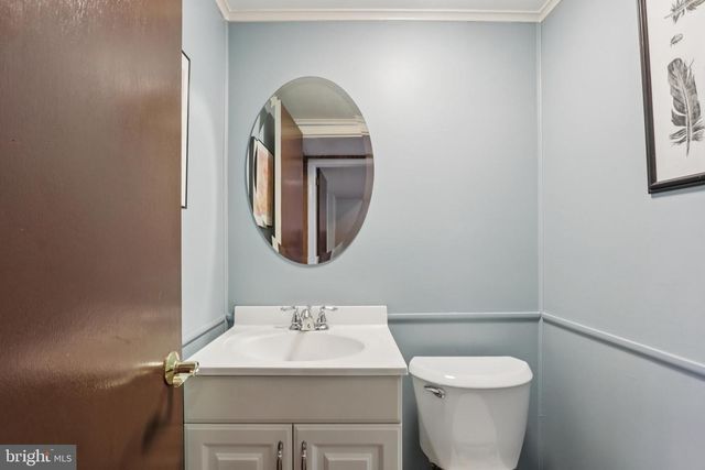 34 ALLWOOD DR, Lawrence Township, NJ 08648