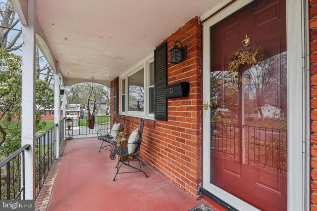 34 ALLWOOD DR, Lawrence Township, NJ 08648