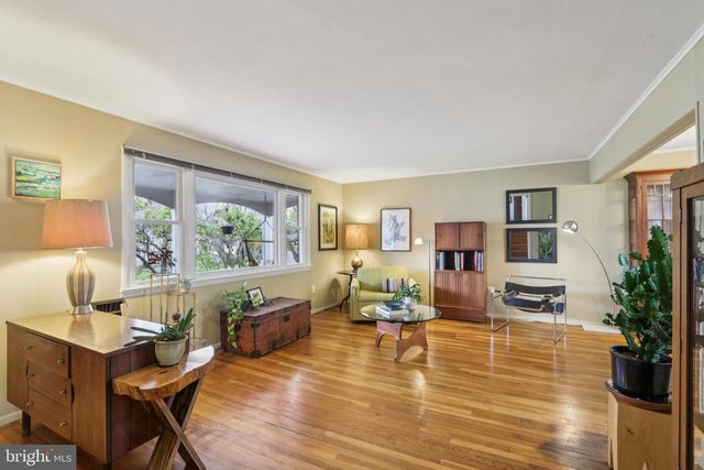 34 ALLWOOD DR, Lawrence Township, NJ 08648