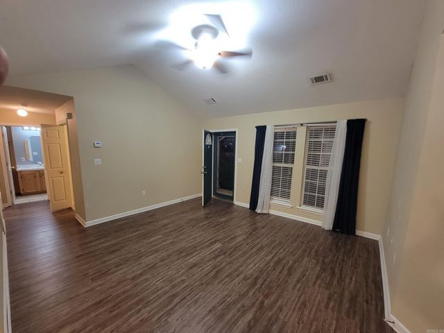 1004 Tori Ln Lane, Beebe, AR 72012