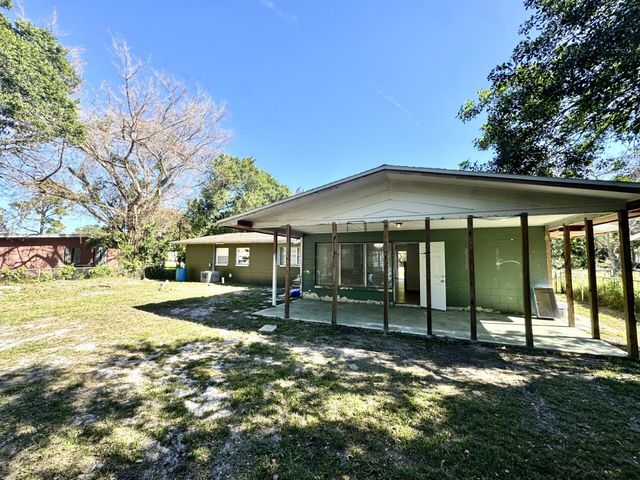 2110 Cortez Boulevard, Fort Pierce, FL 34982