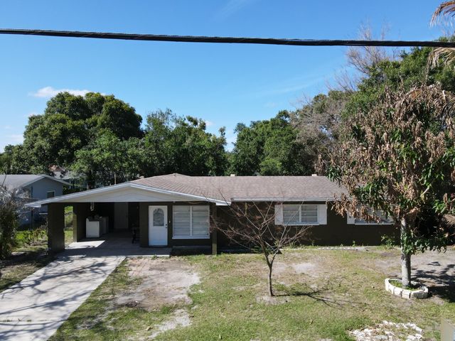 2110 Cortez Boulevard, Fort Pierce, FL 34982