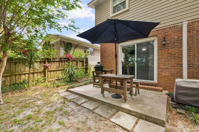 5719 ST ISABEL Drive, Jacksonville, FL 32277