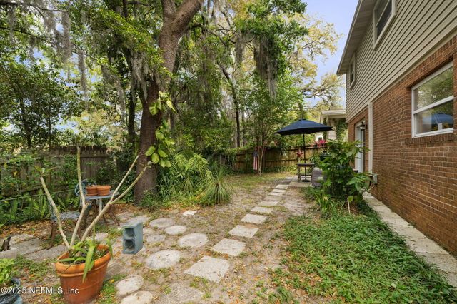 5719 ST ISABEL Drive, Jacksonville, FL 32277