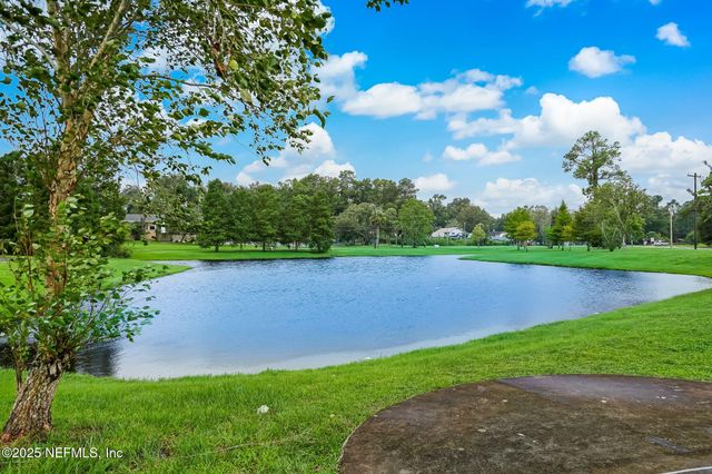 5719 ST ISABEL Drive, Jacksonville, FL 32277