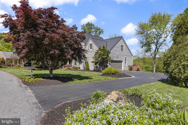 1012 SAINT GEORGES LN, Landenberg, PA 19350