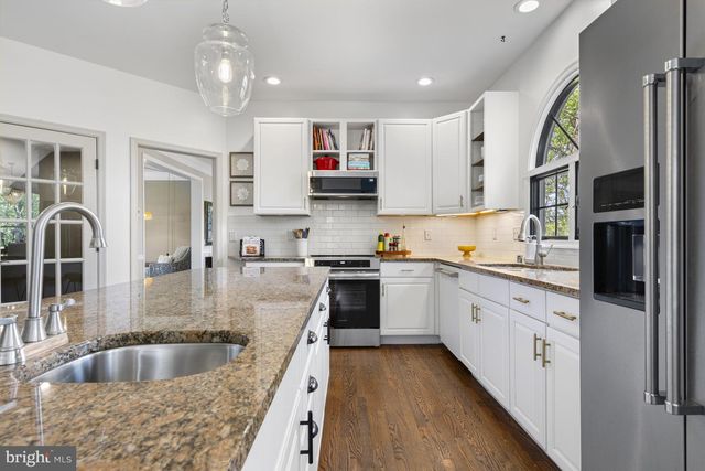 1012 SAINT GEORGES LN, Landenberg, PA 19350