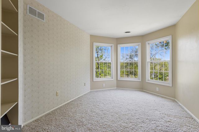 1012 SAINT GEORGES LN, Landenberg, PA 19350