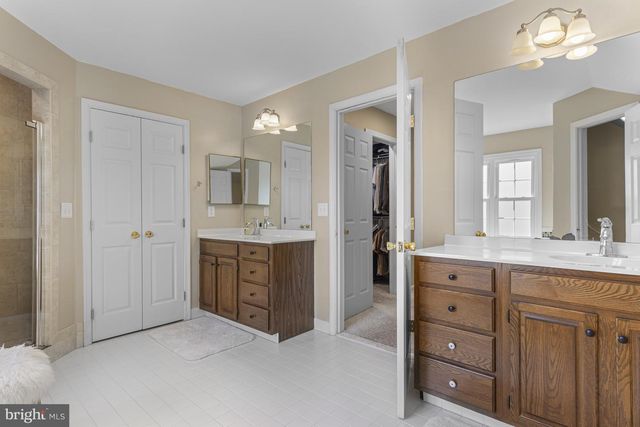 1012 SAINT GEORGES LN, Landenberg, PA 19350