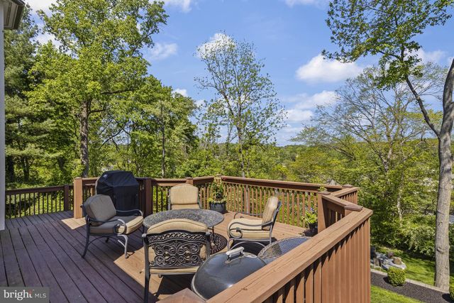 1012 SAINT GEORGES LN, Landenberg, PA 19350