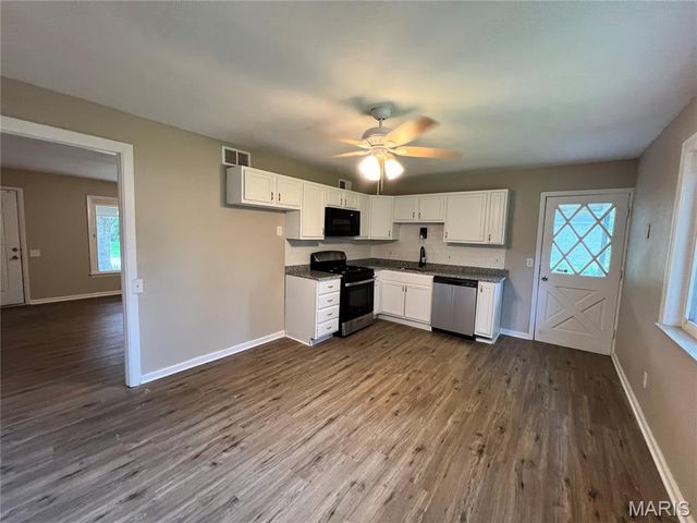 1311 Claudine Drive, St Louis, MO 63138