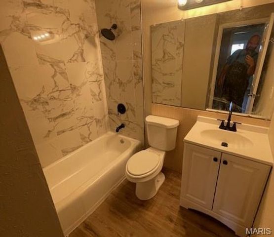 1311 Claudine Drive, St Louis, MO 63138