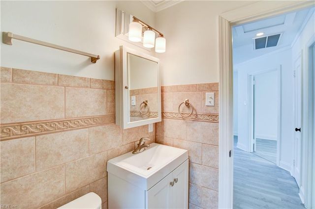 2833 Ryland RD, Hampton, VA 23661