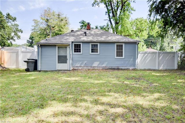 2833 Ryland RD, Hampton, VA 23661