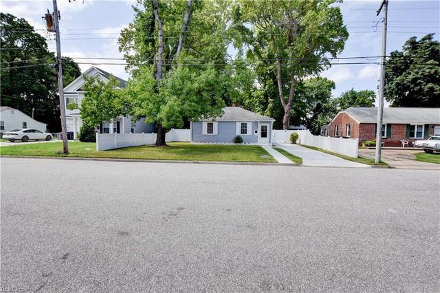 2833 Ryland RD, Hampton, VA 23661