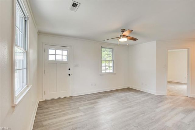 2833 Ryland RD, Hampton, VA 23661