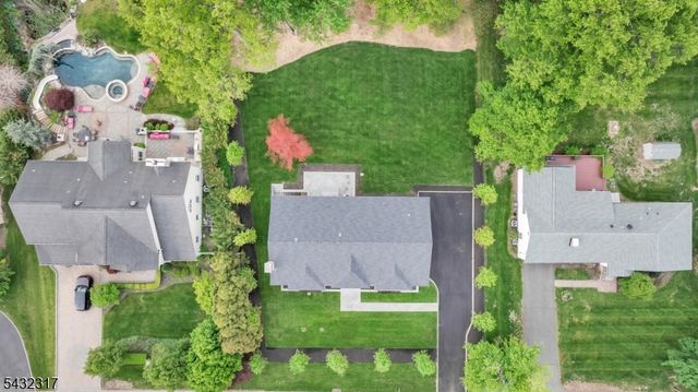 266 Brooklake Rd, Florham Park Boro, NJ 07932