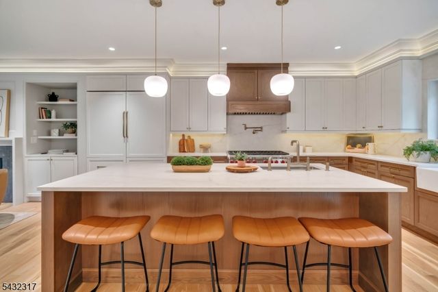 266 Brooklake Rd, Florham Park Boro, NJ 07932