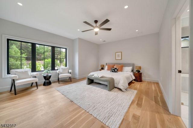 266 Brooklake Rd, Florham Park Boro, NJ 07932